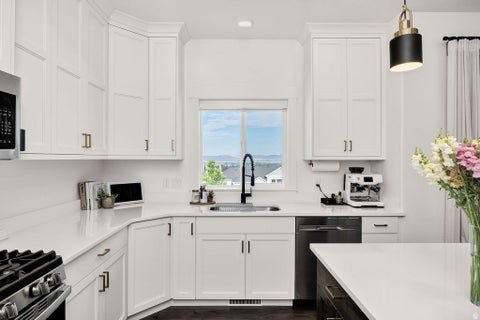 Tiny photo for 247 S 980 E, Smithfield, UT 84335 (MLS # 2173422)