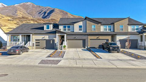 Tiny photo for 4877 S HEARTWOOD RD, Mapleton, UT 84664 (MLS # 2135444)