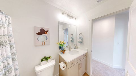 Tiny photo for 4877 S HEARTWOOD RD, Mapleton, UT 84664 (MLS # 2135444)