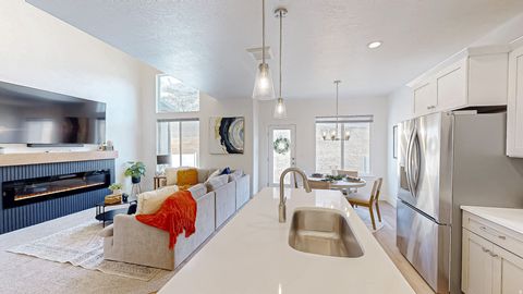 Tiny photo for 4877 S HEARTWOOD RD, Mapleton, UT 84664 (MLS # 2135444)