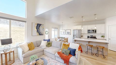 Tiny photo for 4877 S HEARTWOOD RD, Mapleton, UT 84664 (MLS # 2135444)