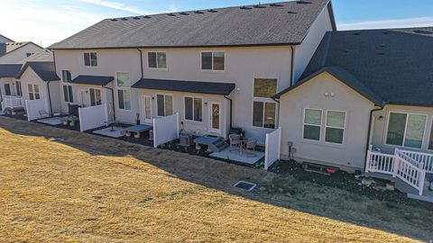 Tiny photo for 4877 S HEARTWOOD RD, Mapleton, UT 84664 (MLS # 2135444)