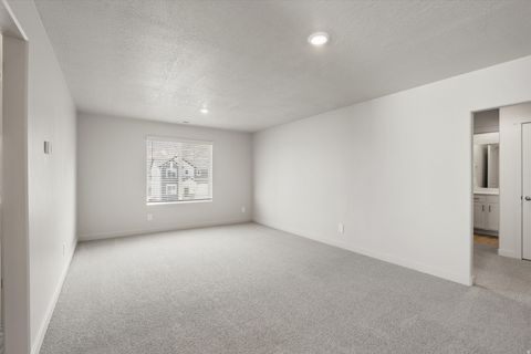 Tiny photo for 856 N 260 E, Santaquin, UT 84655 (MLS # 2157921)