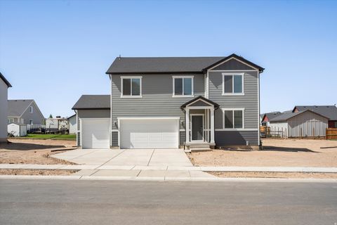 Tiny photo for 856 N 260 E, Santaquin, UT 84655 (MLS # 2157921)