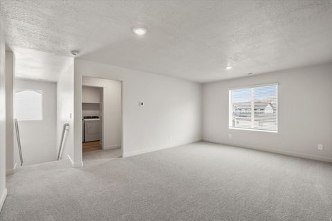 Tiny photo for 856 N 260 E, Santaquin, UT 84655 (MLS # 2157921)