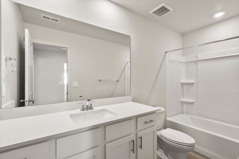Tiny photo for 856 N 260 E, Santaquin, UT 84655 (MLS # 2157921)