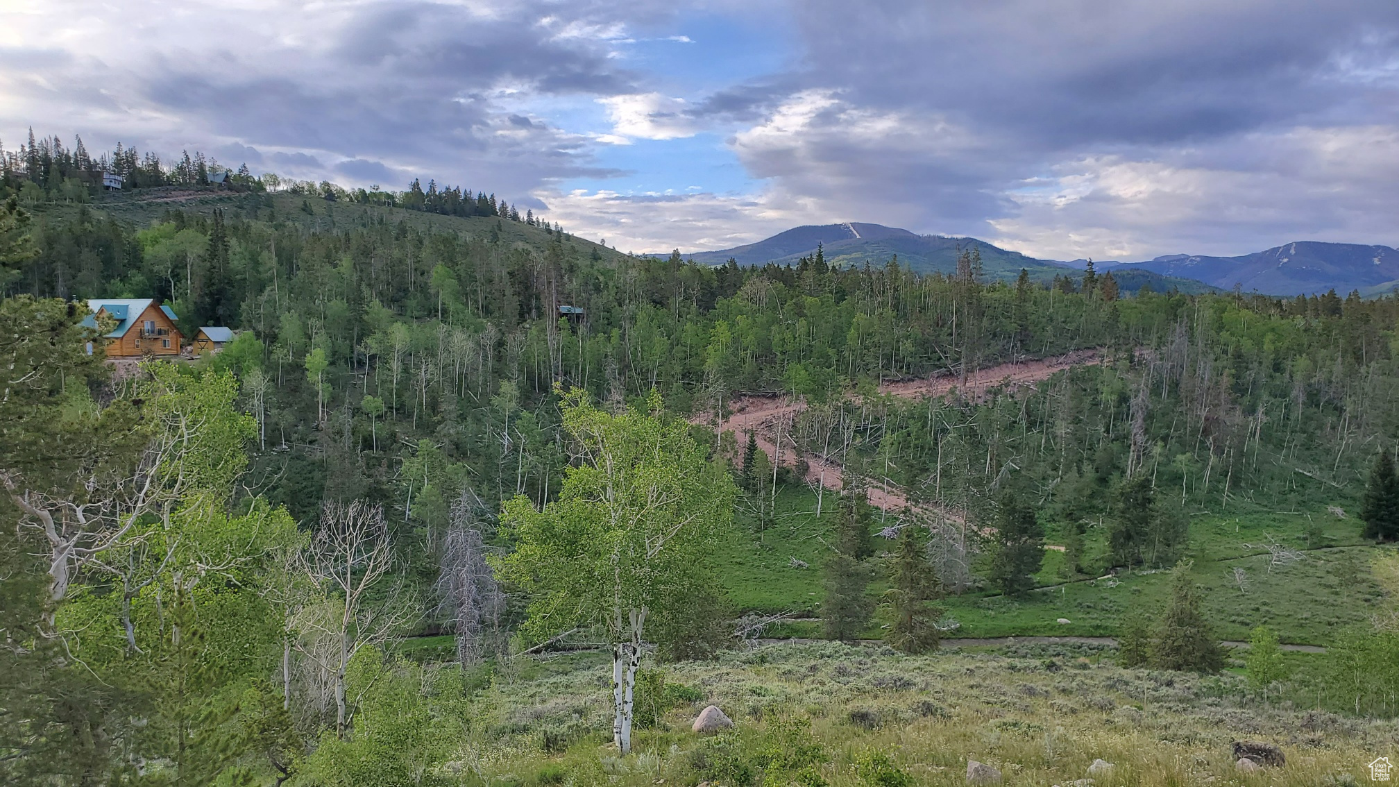 MANOR LANDS - Land