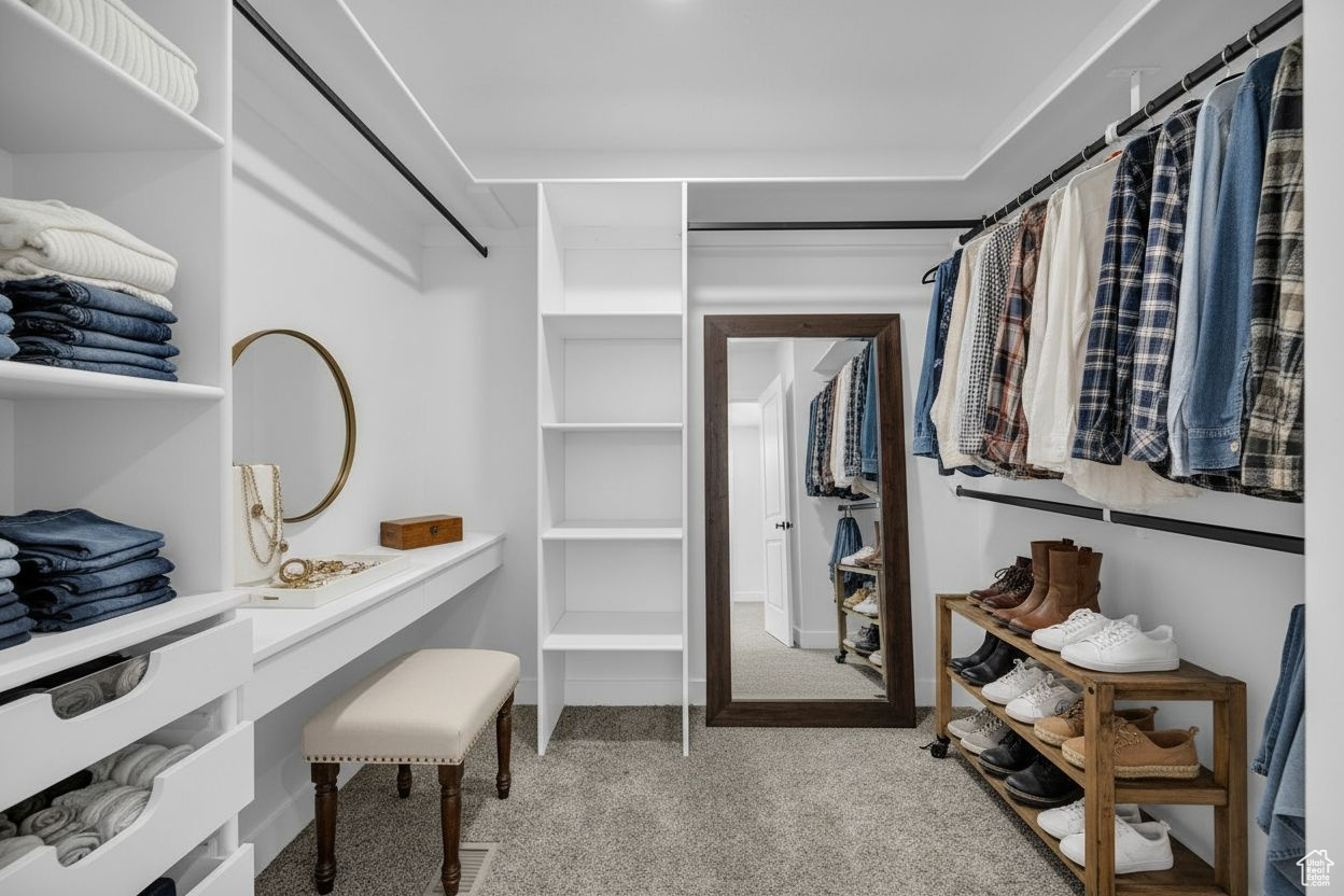 EAST RIDGE ESTATES - Residential