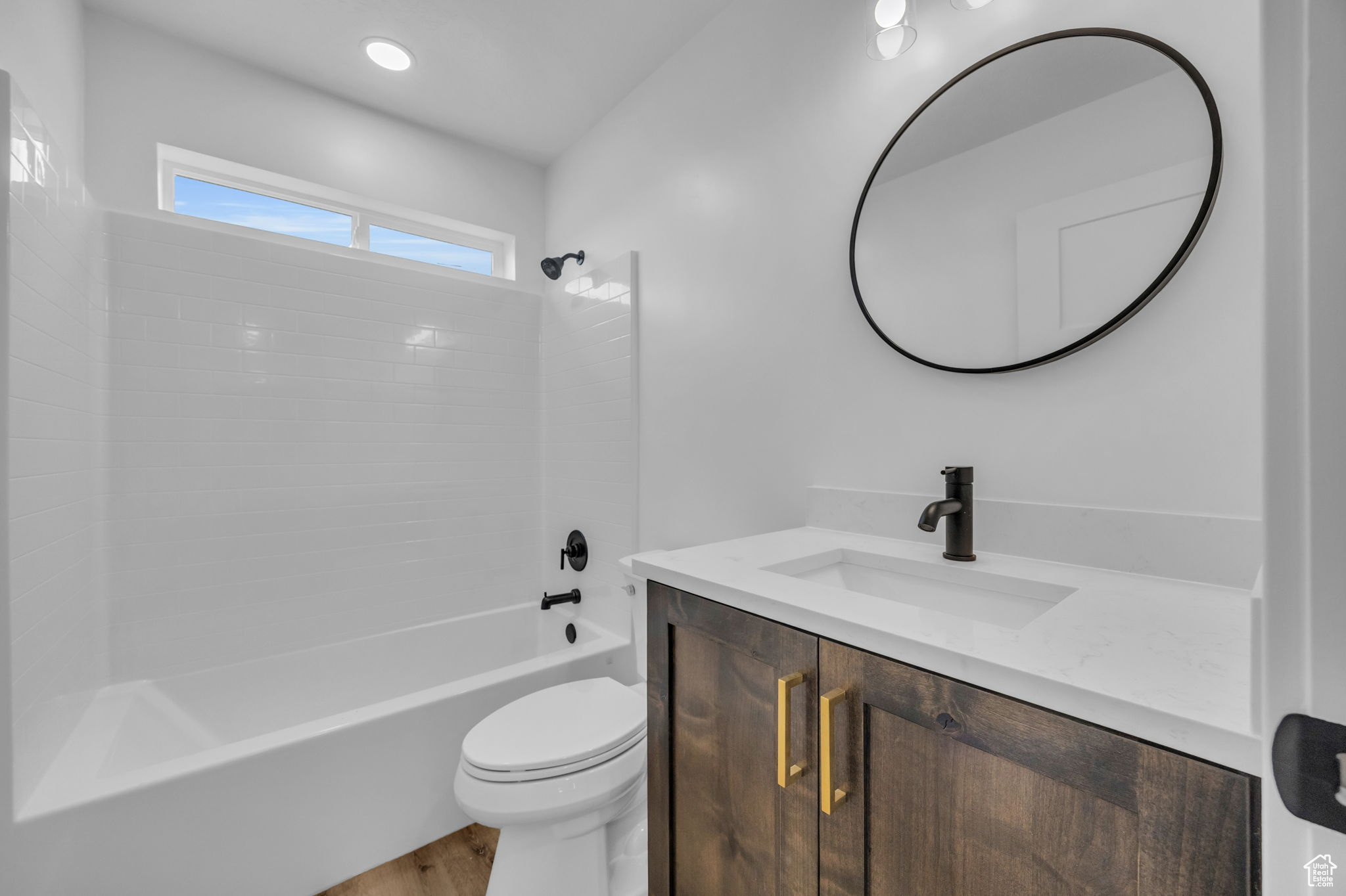 EAST RIDGE ESTATES - Residential