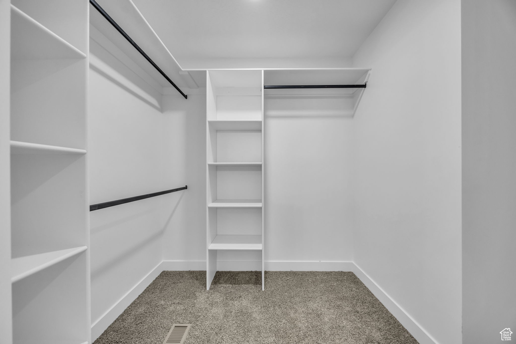 EAST RIDGE ESTATES - Residential