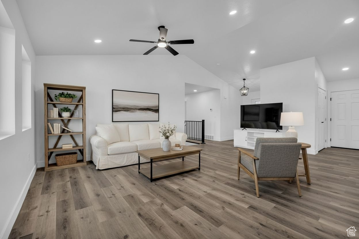 EAST RIDGE ESTATES - Residential