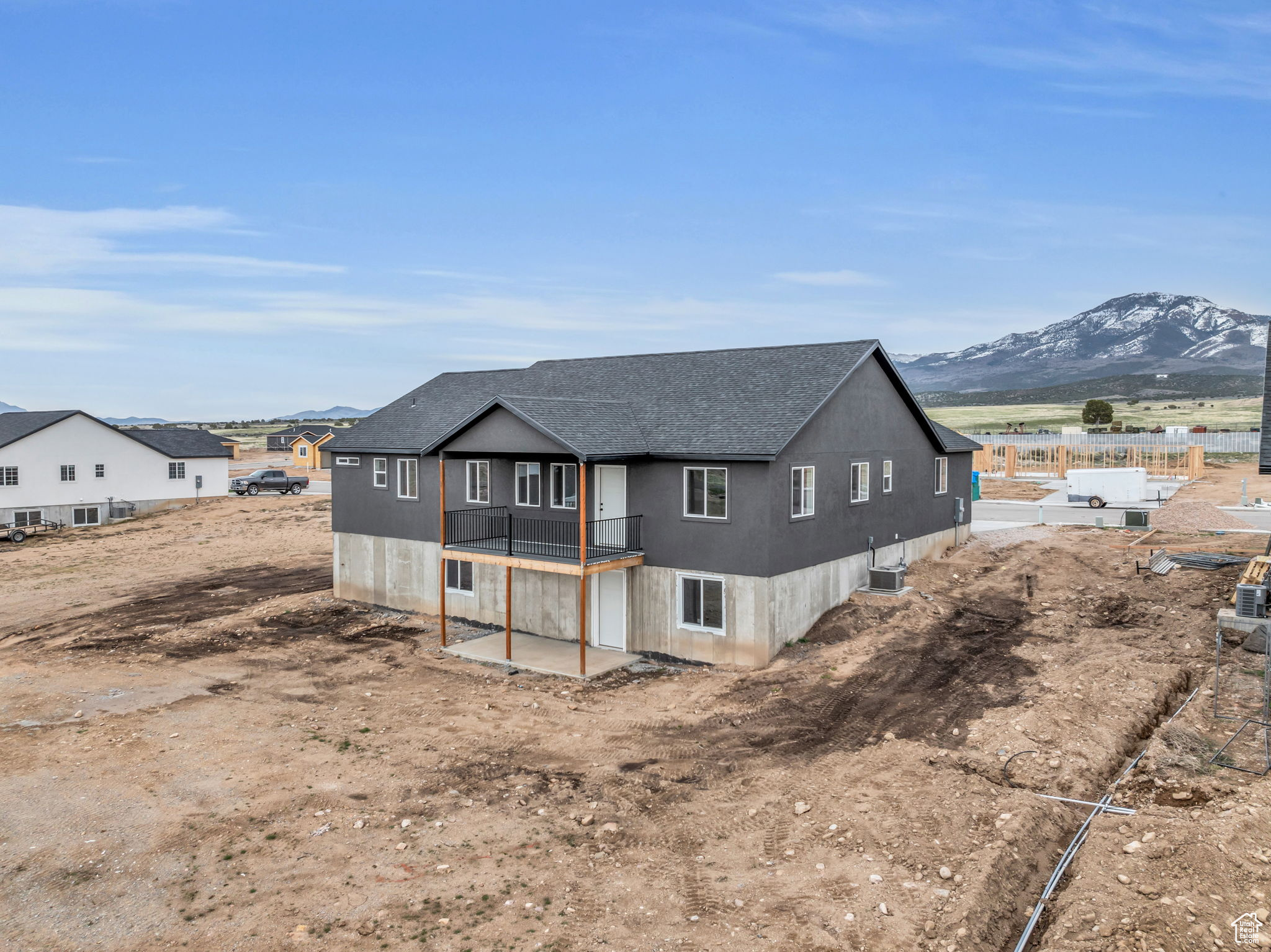 EAST RIDGE ESTATES - Residential