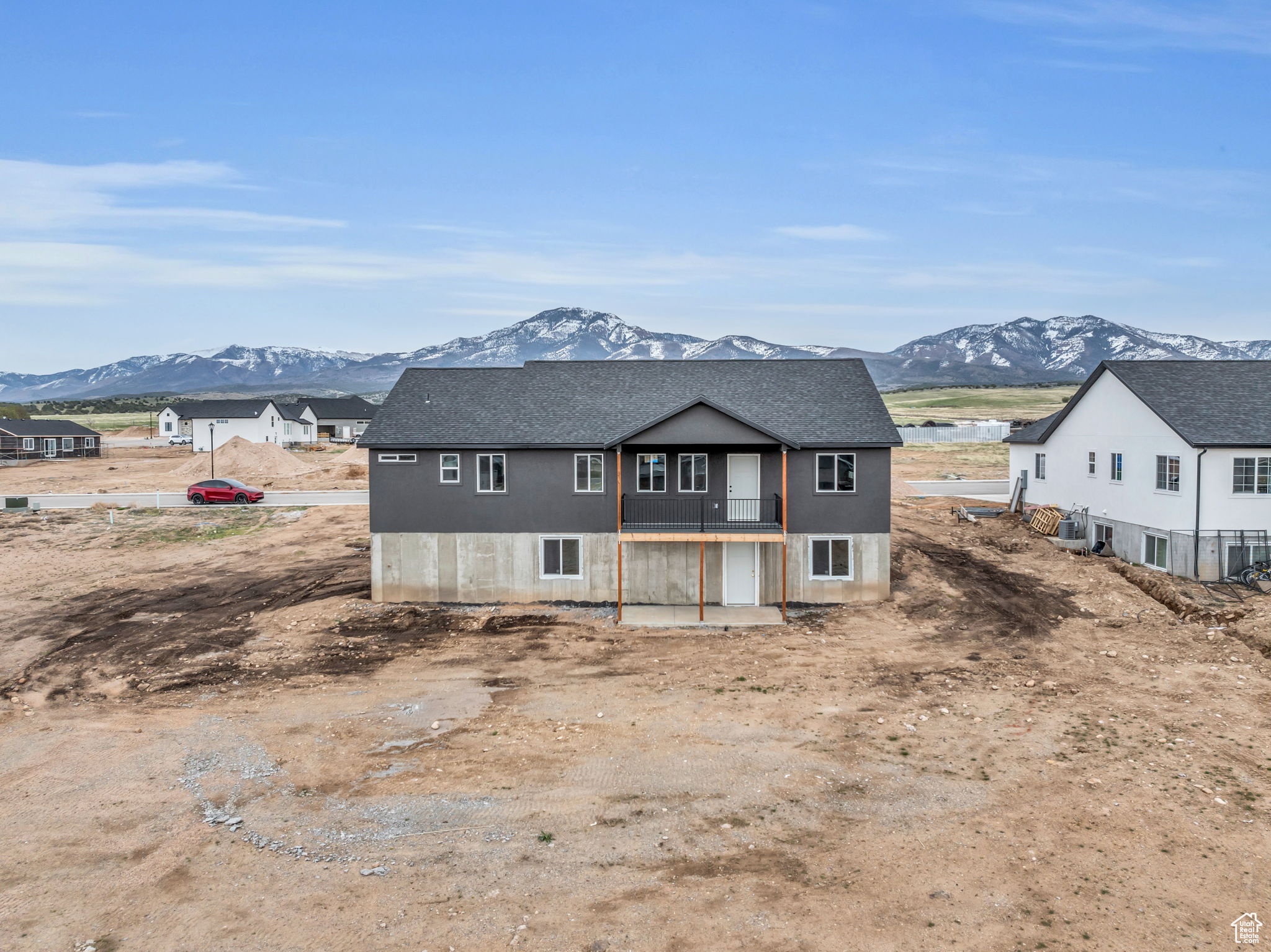 EAST RIDGE ESTATES - Residential