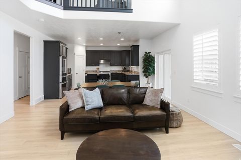 Tiny photo for 3668 W RUSHTON VIEW DR S, South Jordan, UT 84095 (MLS # 2140077)