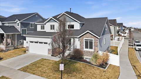 Tiny photo for 3668 W RUSHTON VIEW DR S, South Jordan, UT 84095 (MLS # 2140077)