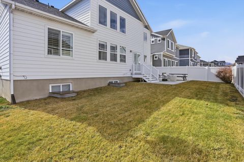 Tiny photo for 3668 W RUSHTON VIEW DR S, South Jordan, UT 84095 (MLS # 2140077)