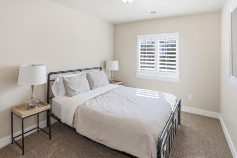 Tiny photo for 3668 W RUSHTON VIEW DR S, South Jordan, UT 84095 (MLS # 2140077)