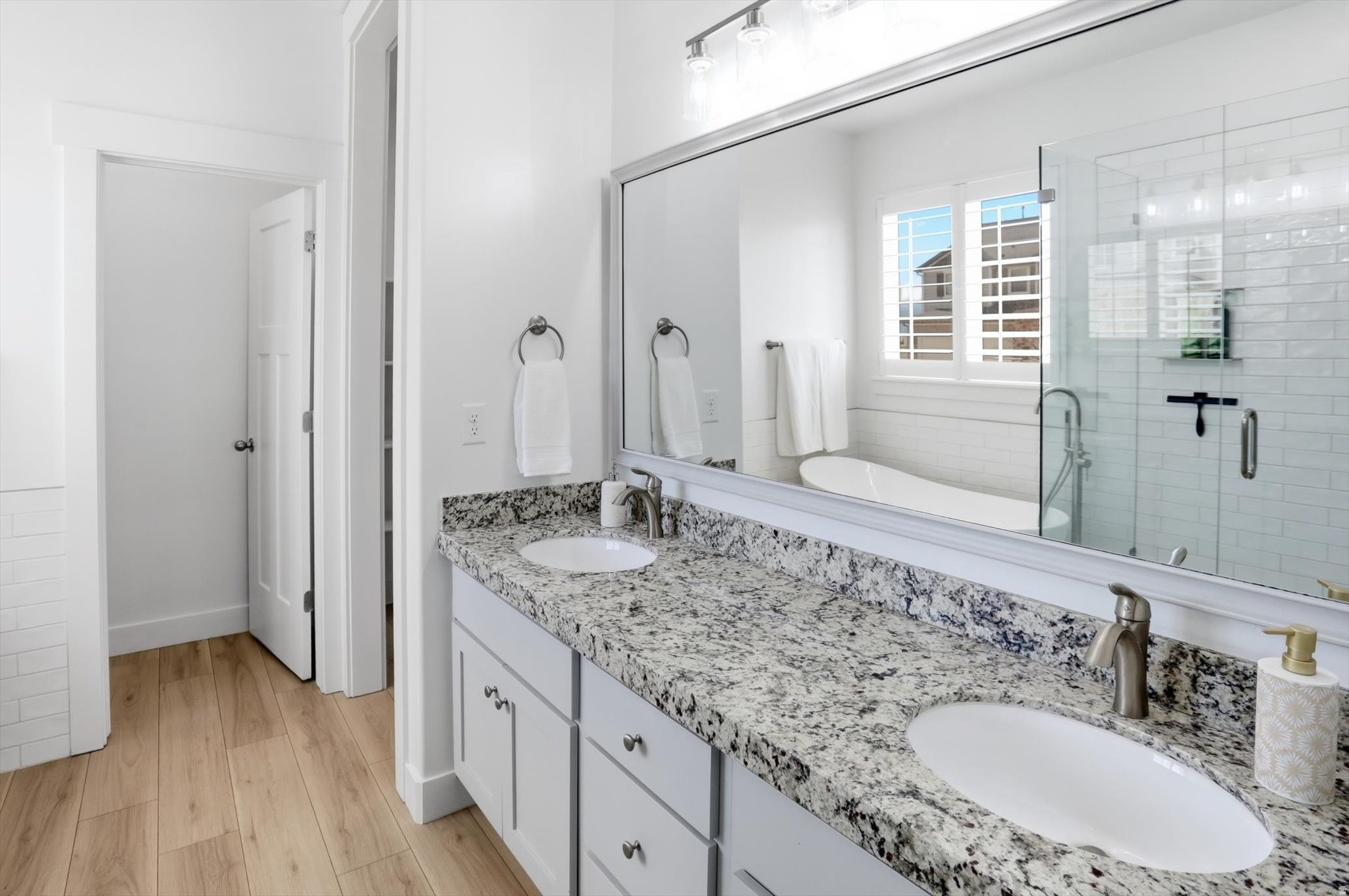 RUSHTON MEADOWS - Residential