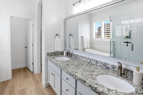 Tiny photo for 3668 W RUSHTON VIEW DR S, South Jordan, UT 84095 (MLS # 2140077)