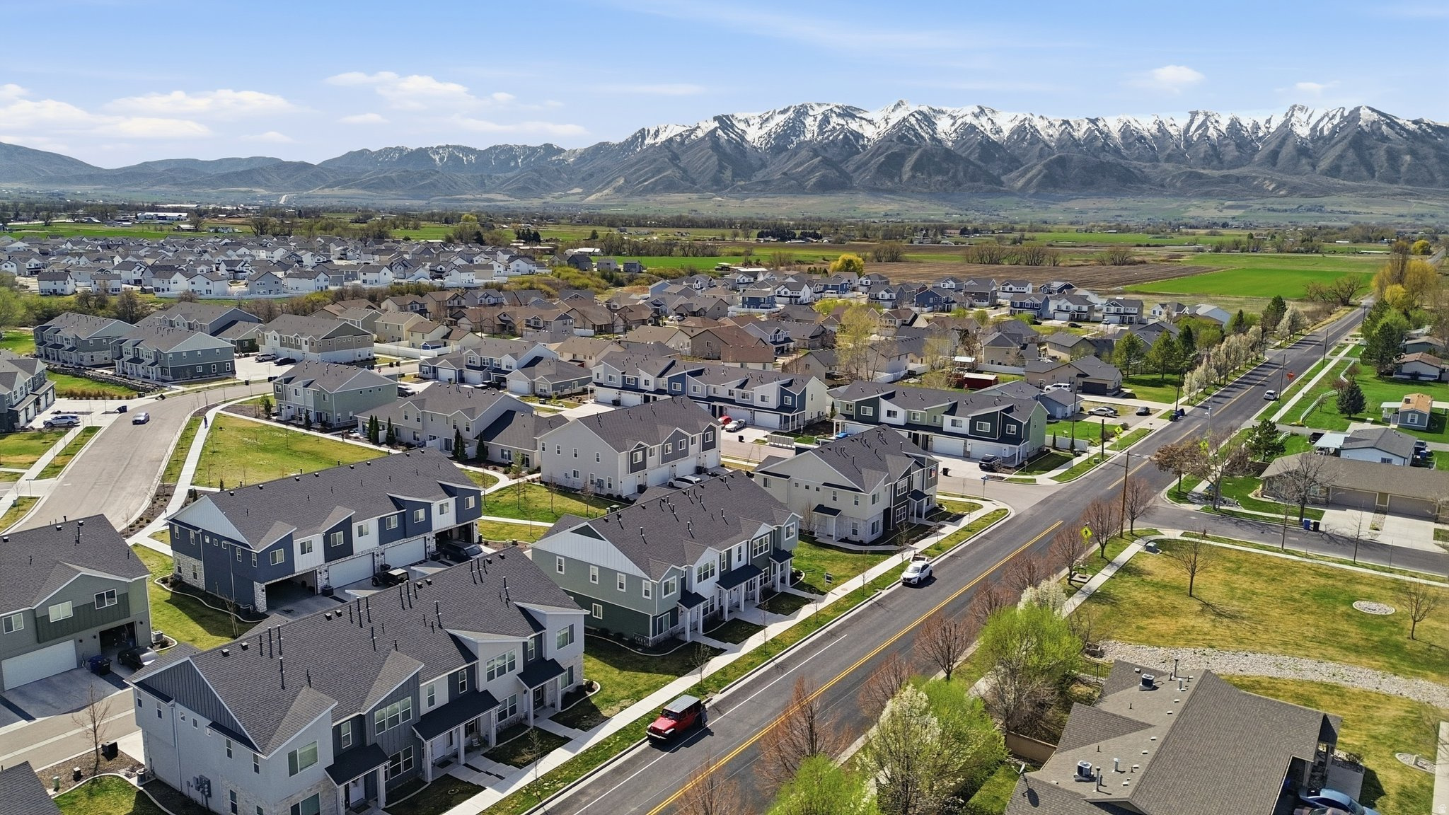 WOODMORE POINTE SUBD - Residential