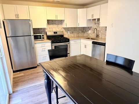 Tiny photo for 1432 N LANCELOT DR W, Provo, UT 84601 (MLS # 2152572)