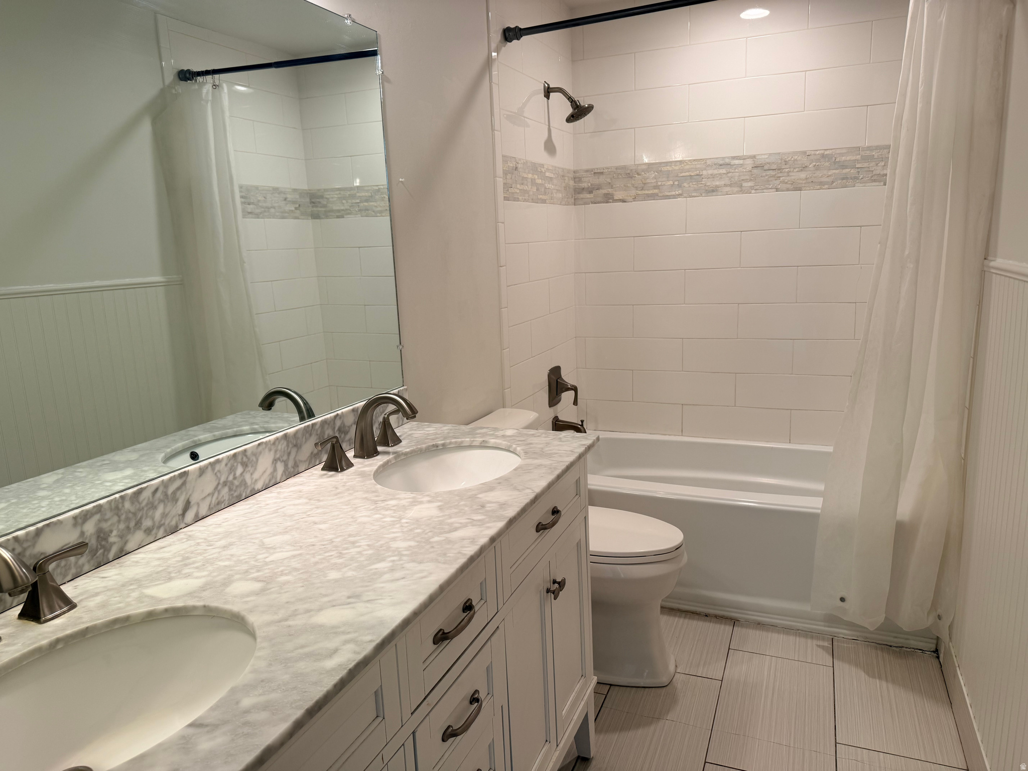 CAMELOT - Residential