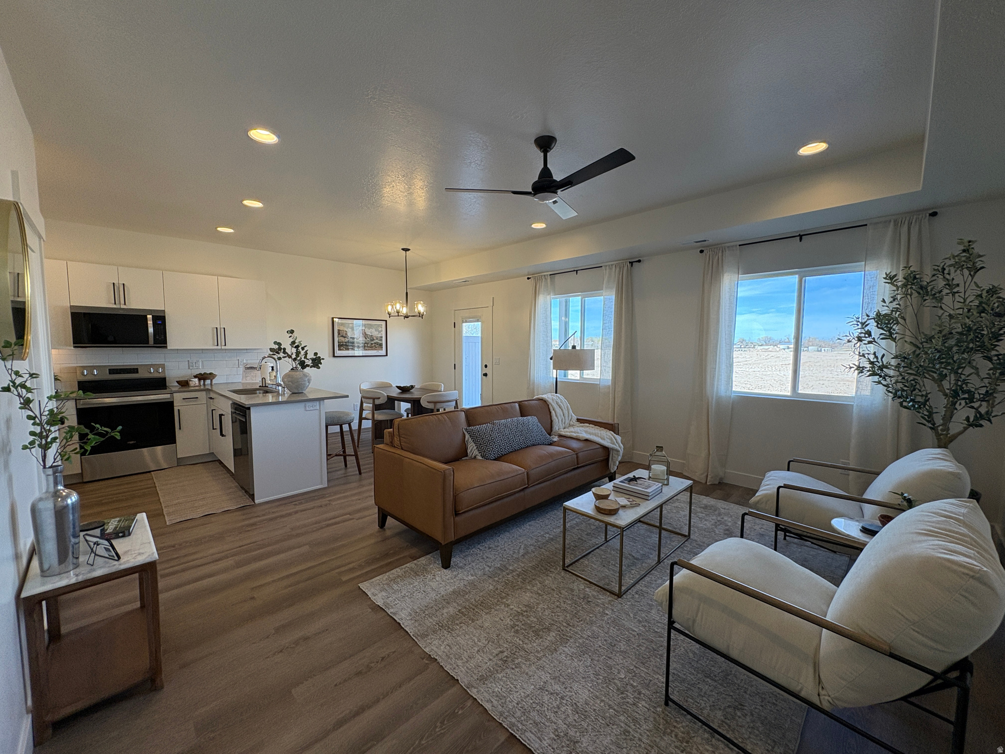 SALT GRASS - Residential