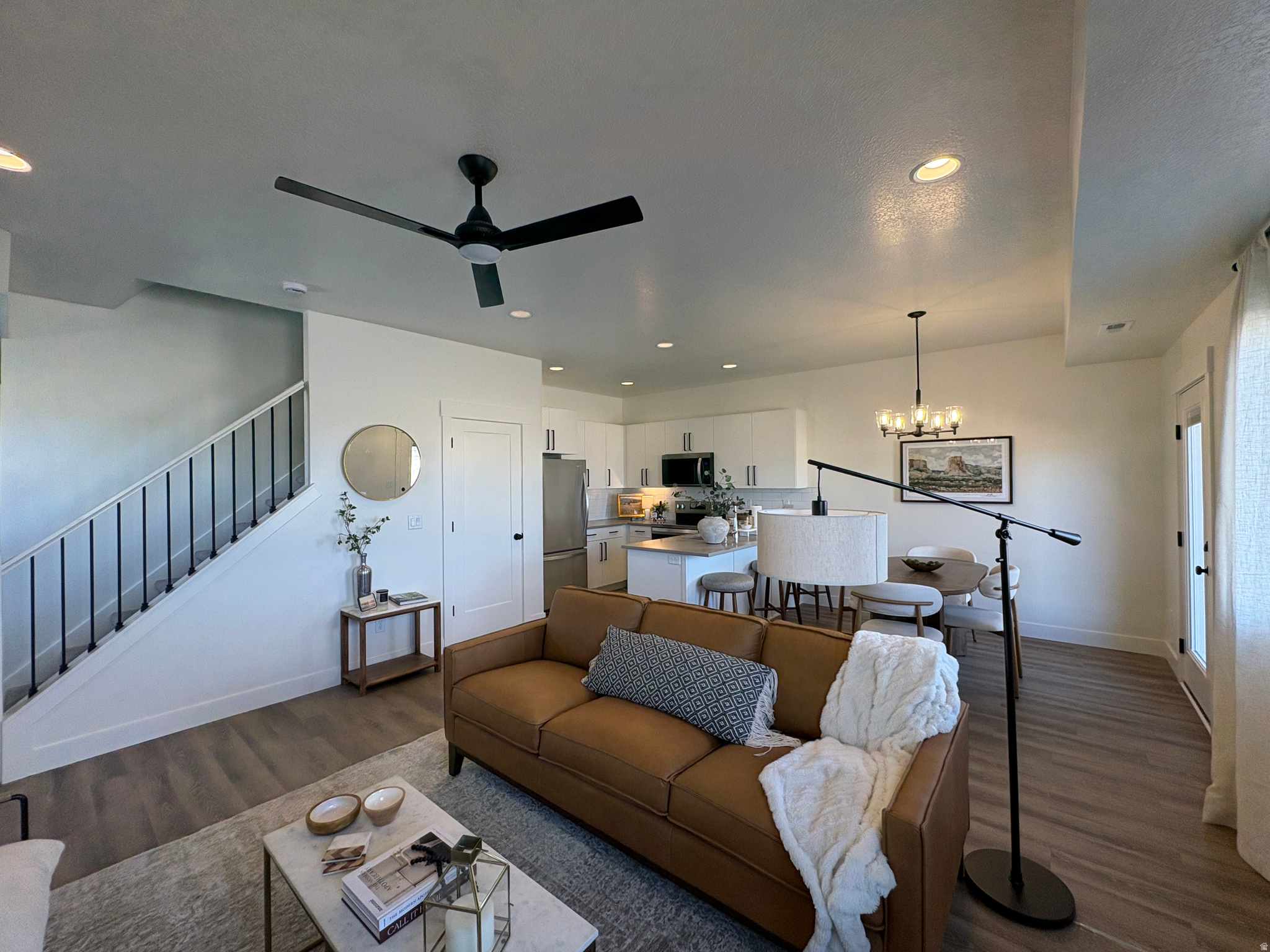 SALT GRASS - Residential