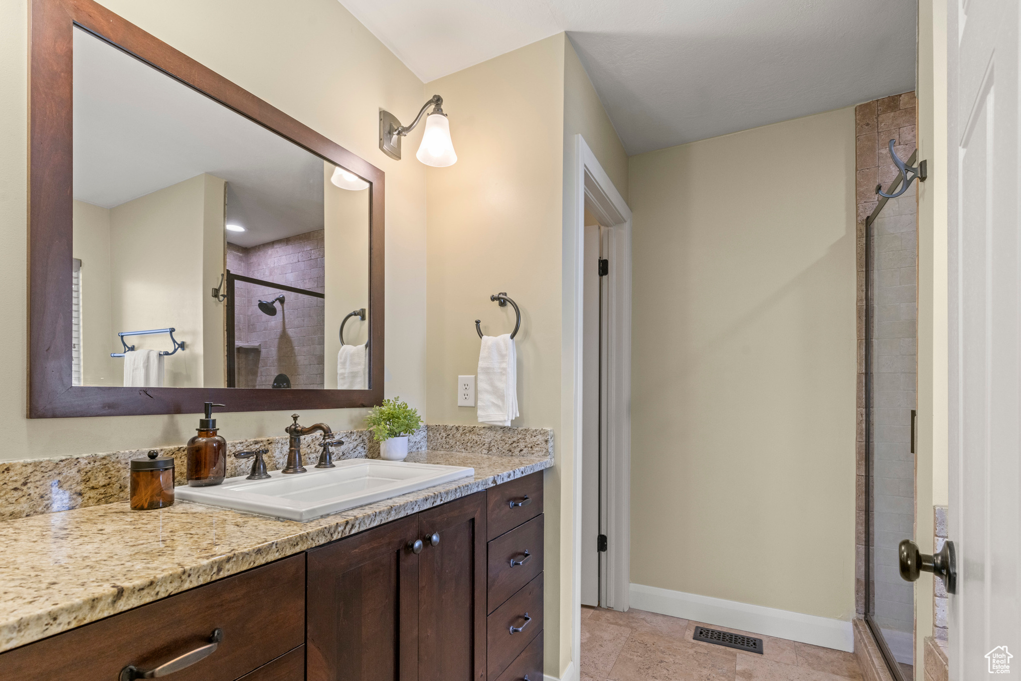 COTTONWOOD HILLS - Residential
