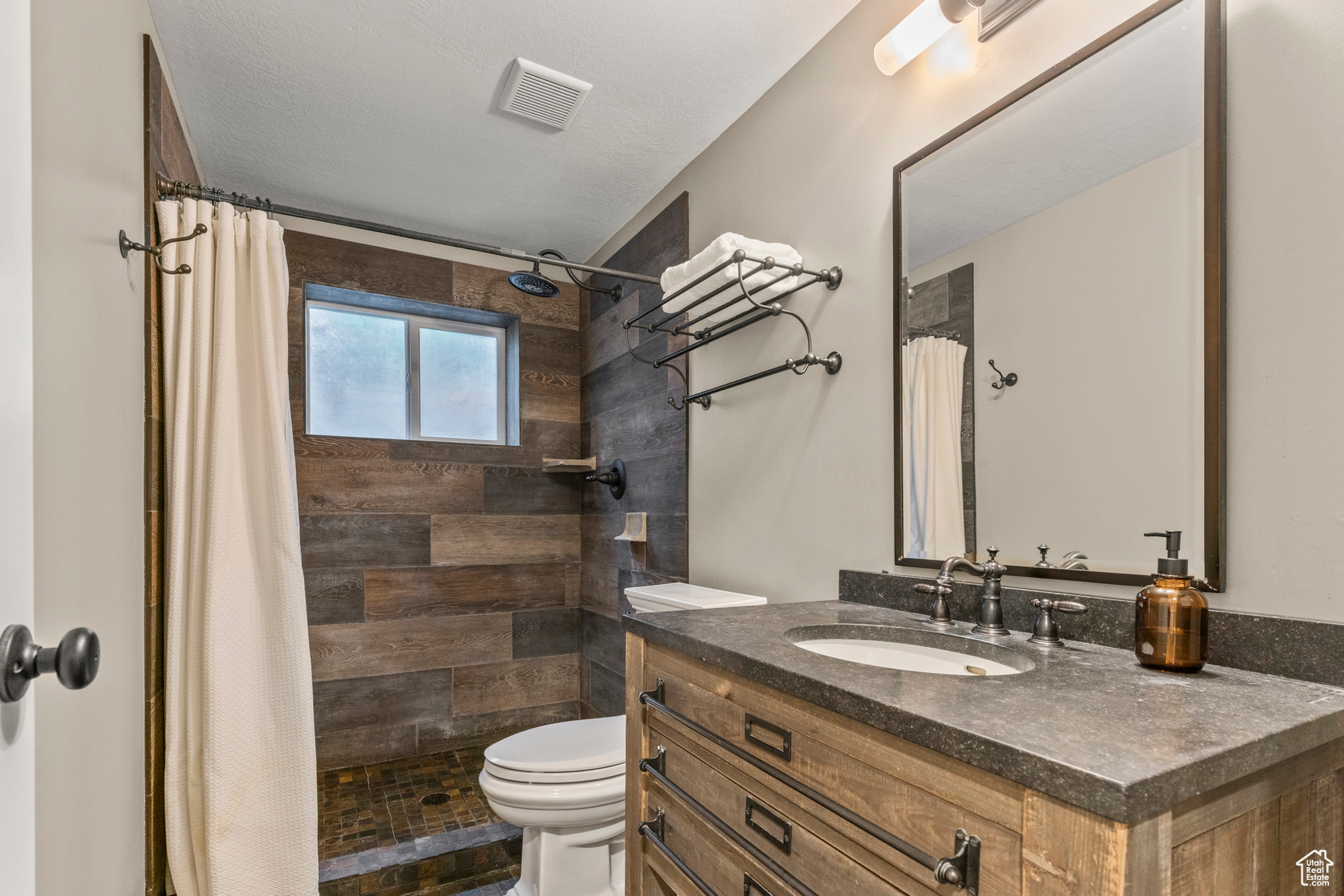 COTTONWOOD HILLS - Residential