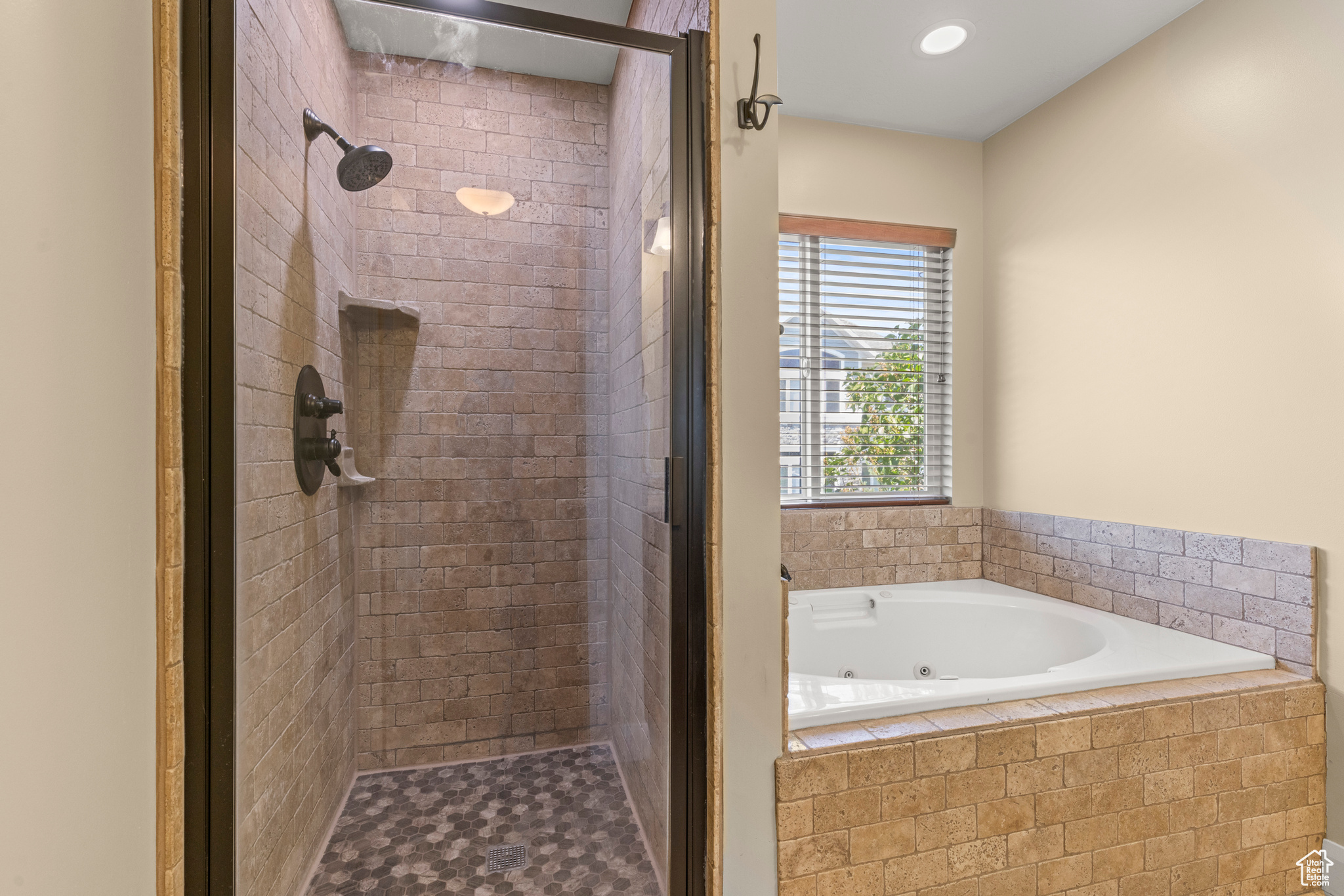 COTTONWOOD HILLS - Residential