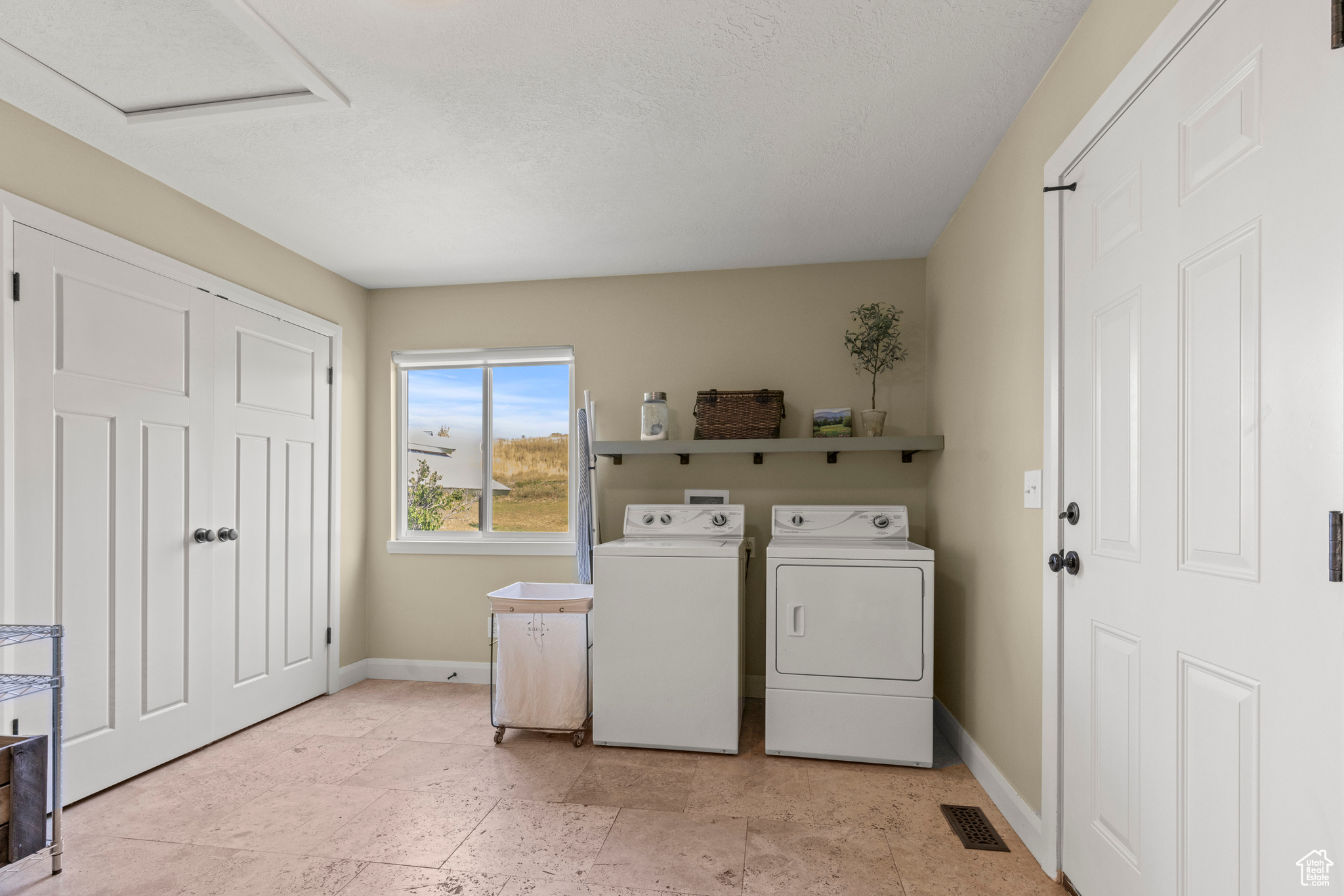 COTTONWOOD HILLS - Residential