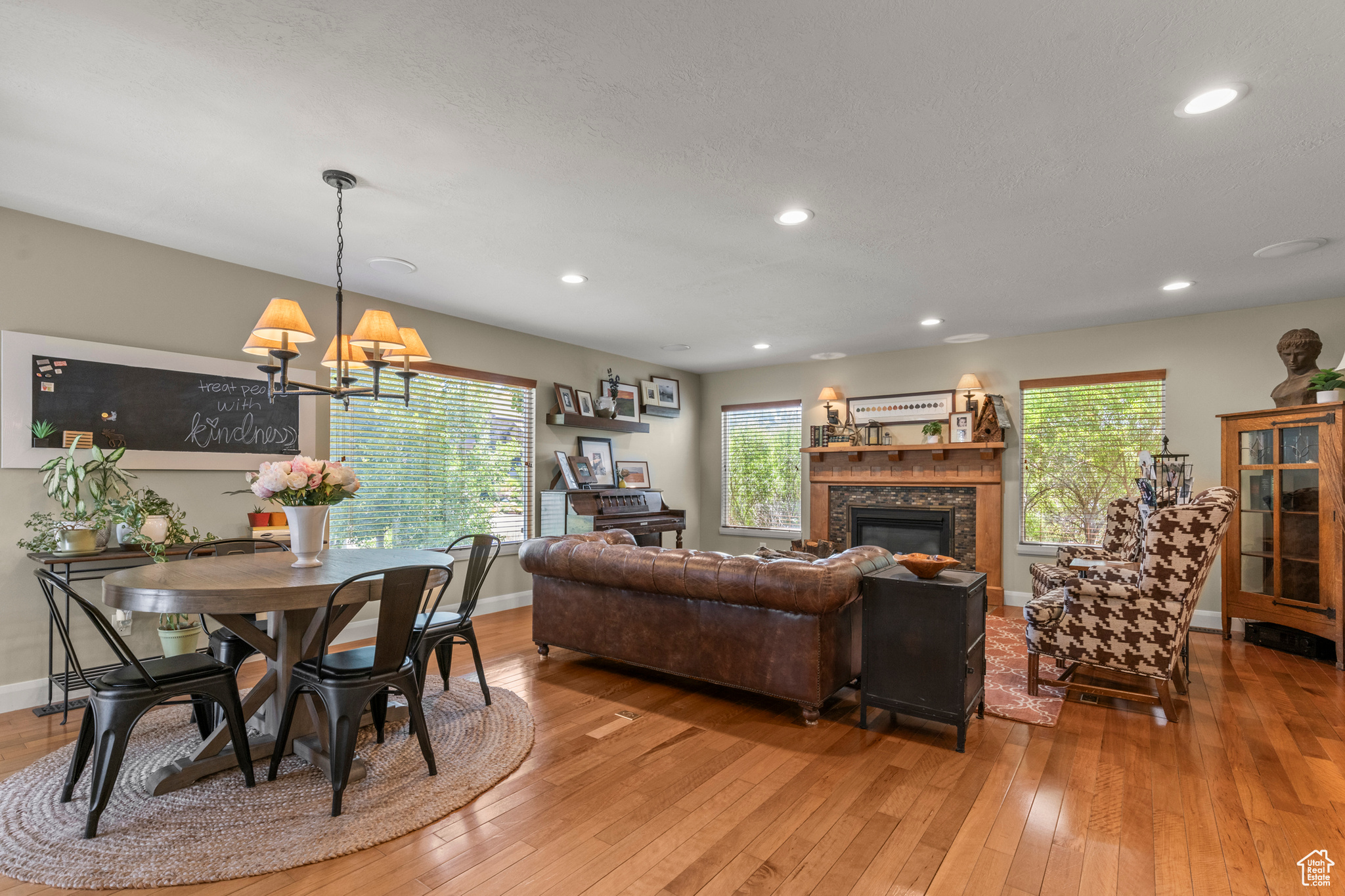 COTTONWOOD HILLS - Residential