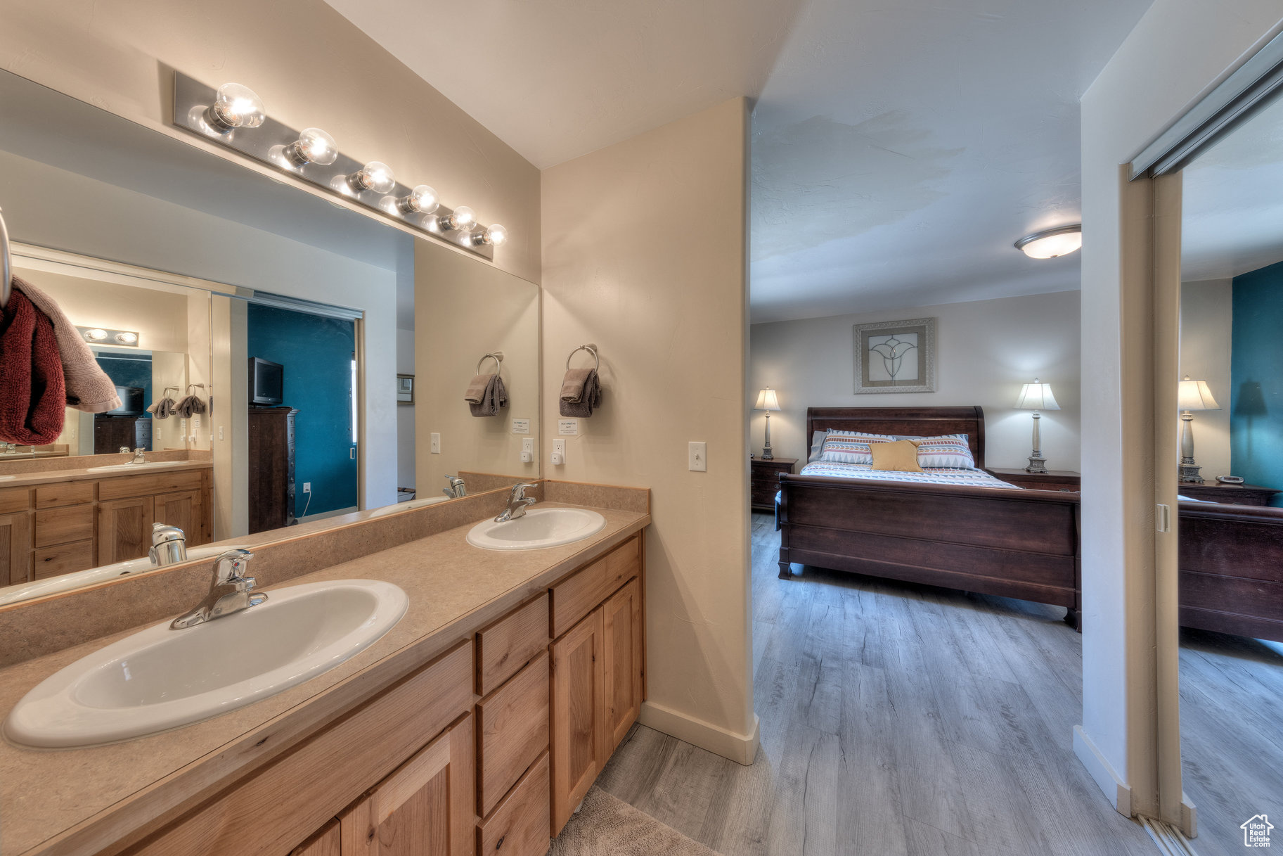 RIM VILLAGE VISTAS - Residential