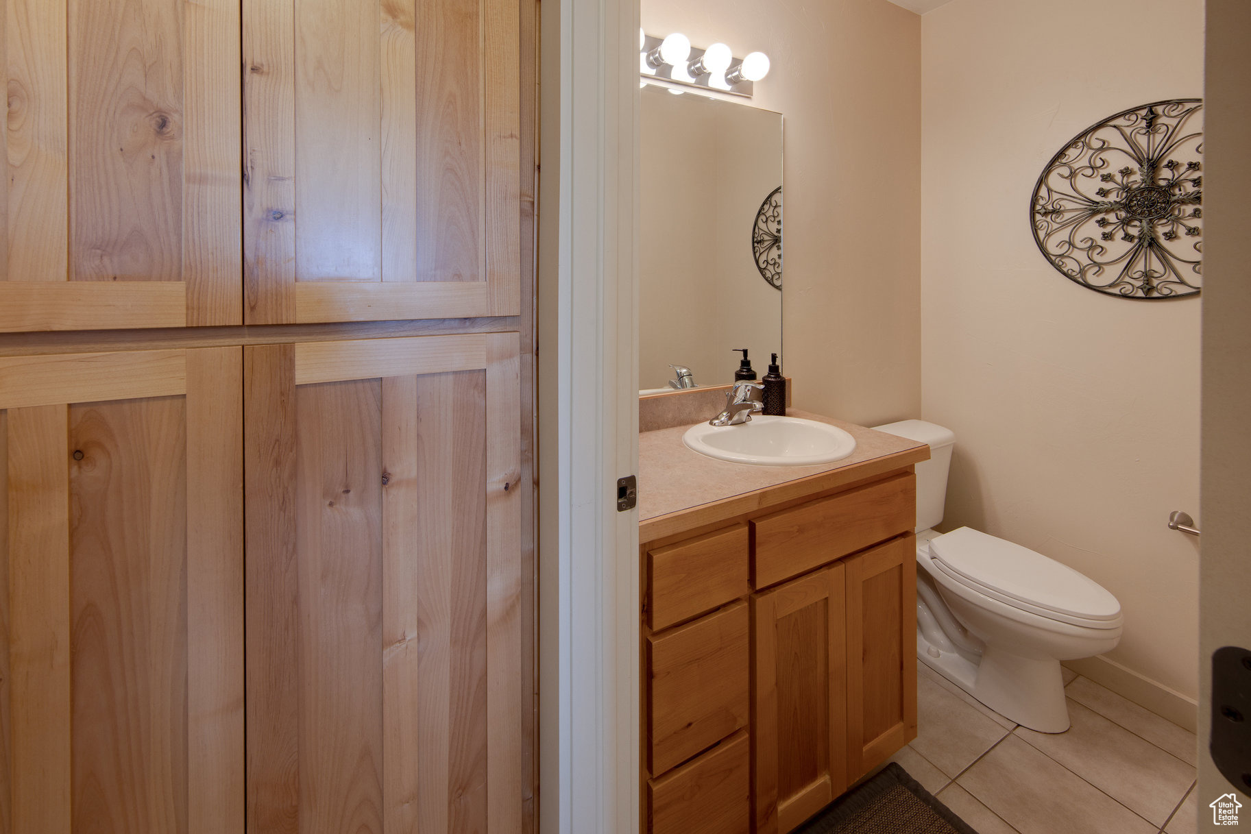 RIM VILLAGE VISTAS - Residential