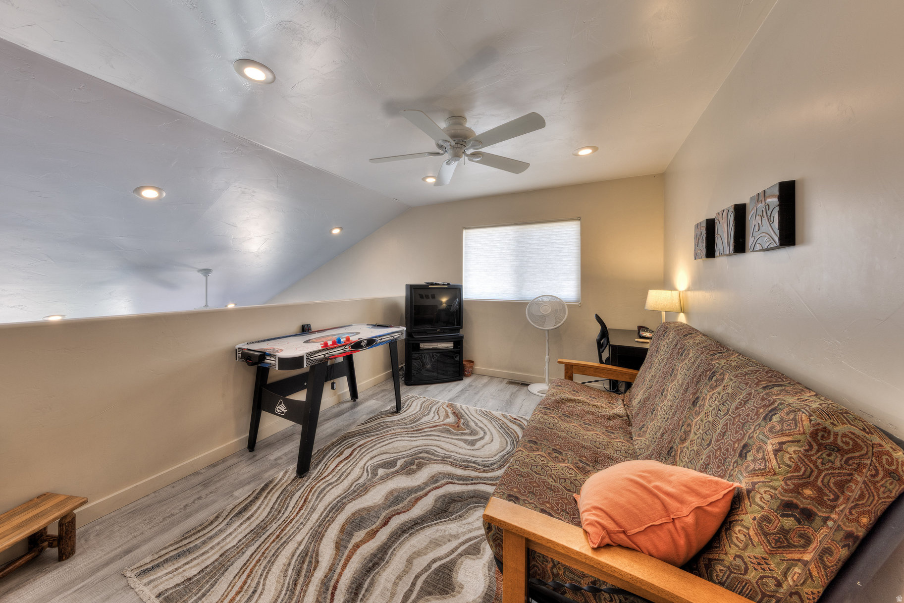 RIM VILLAGE VISTAS - Residential