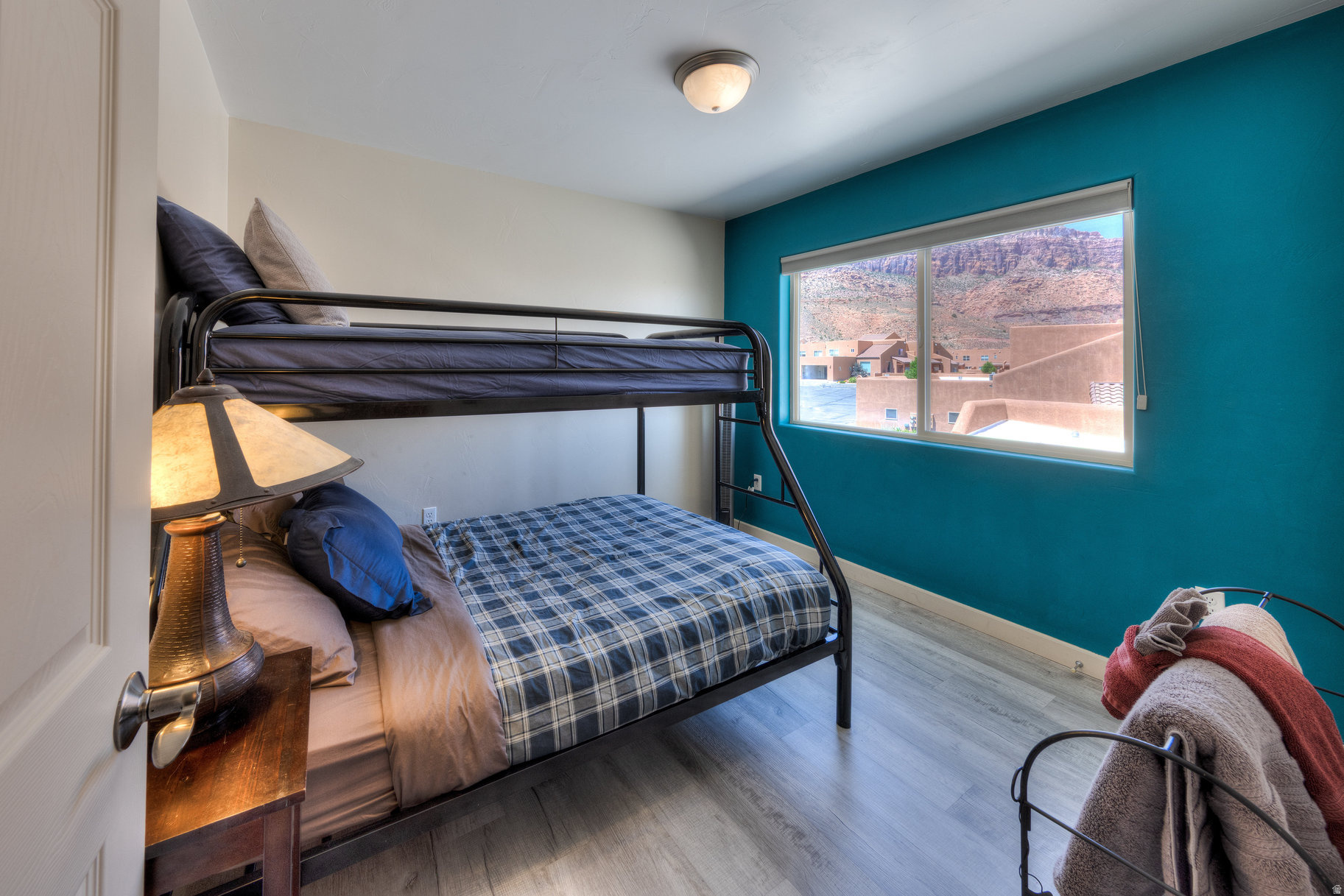 RIM VILLAGE VISTAS - Residential