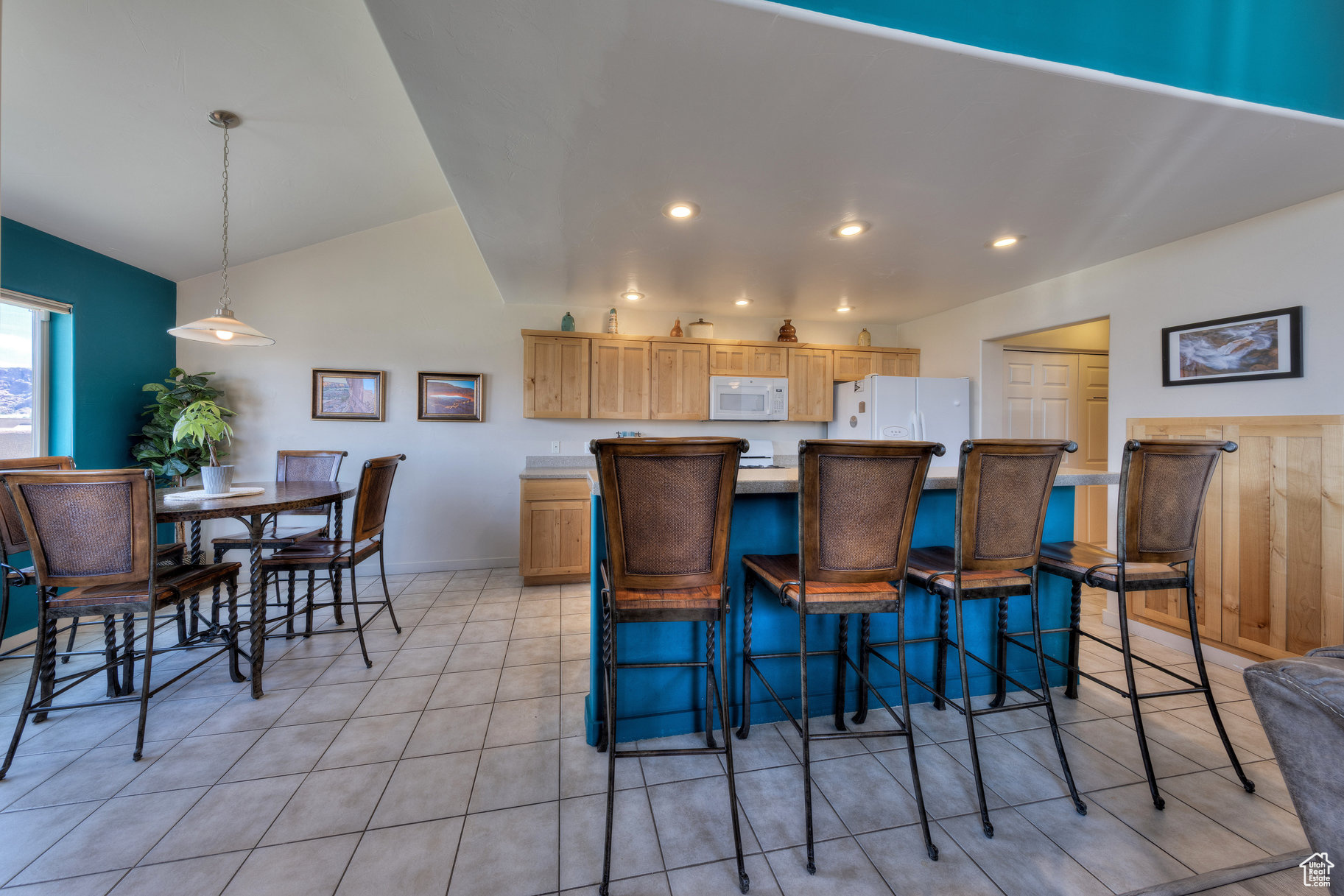 RIM VILLAGE VISTAS - Residential