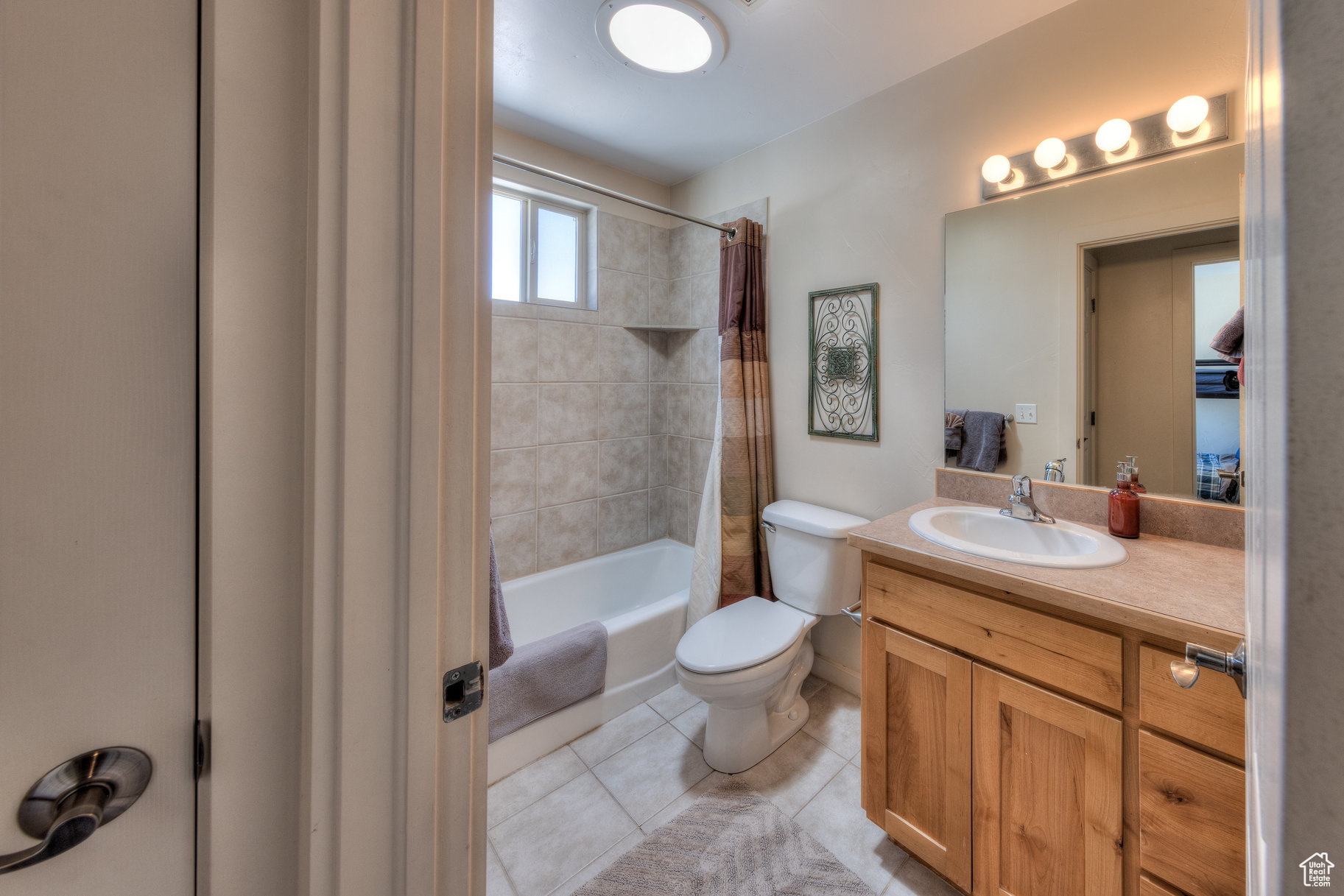 RIM VILLAGE VISTAS - Residential