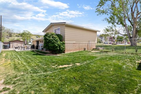 Tiny photo for 687 E 600 S, Payson, UT 84651 (MLS # 2152980)