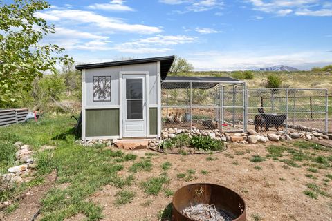 Tiny photo for 687 E 600 S, Payson, UT 84651 (MLS # 2152980)