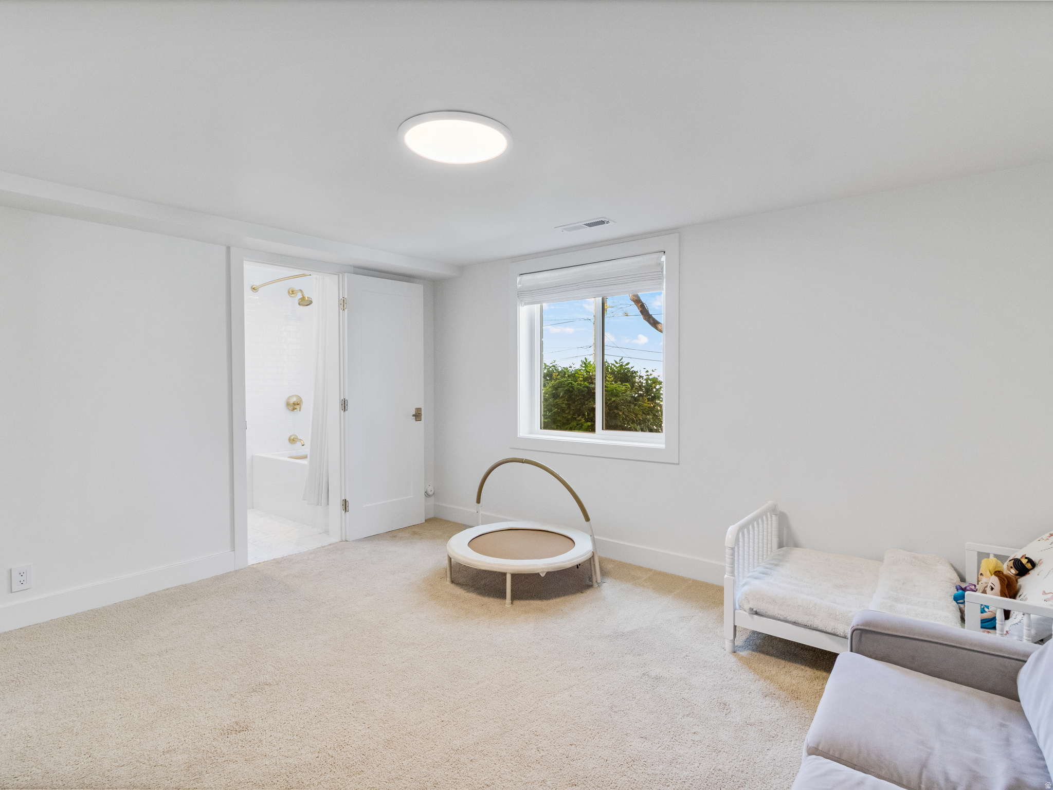 NORTH - Residential