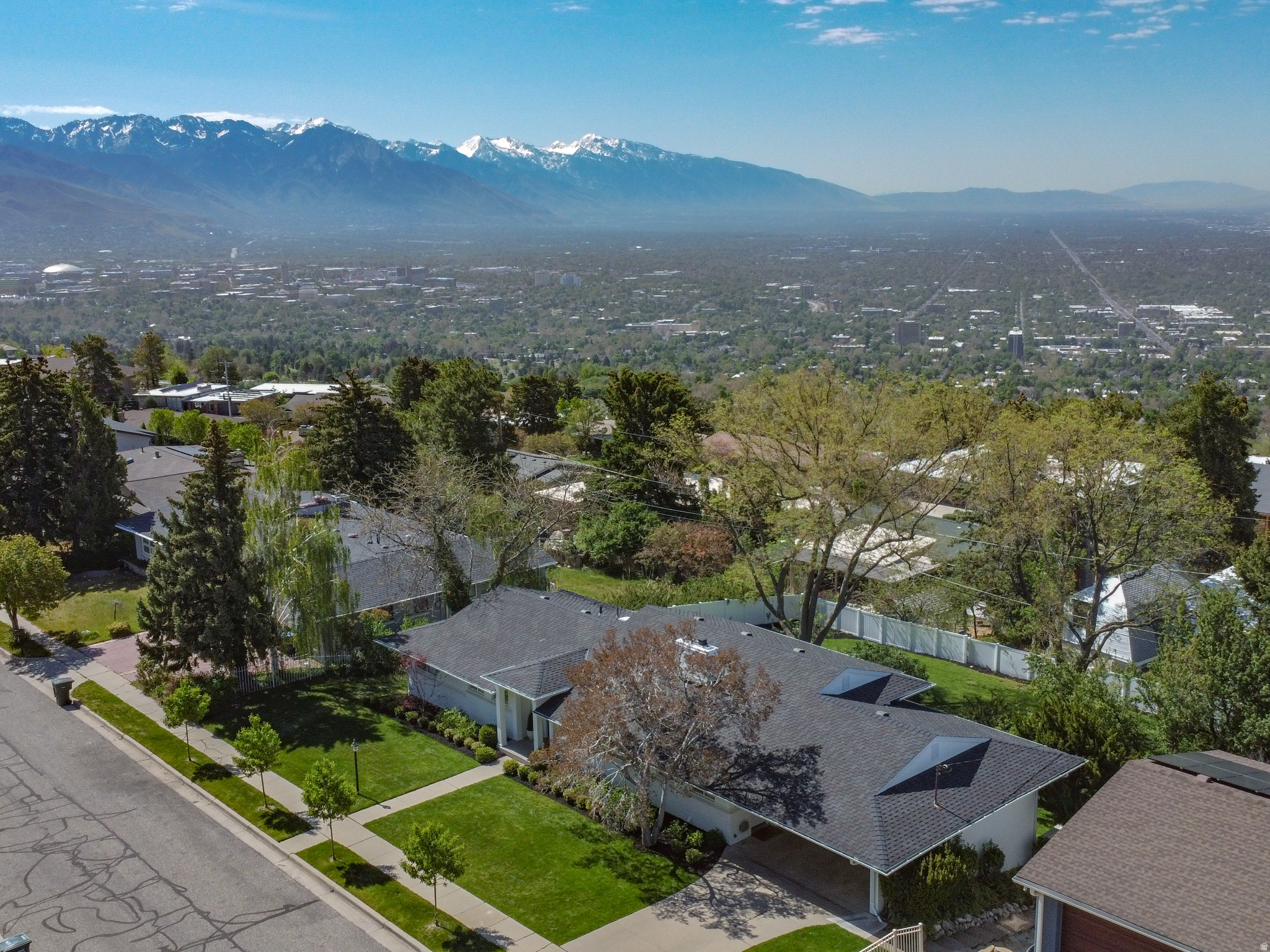 NORTH - Residential