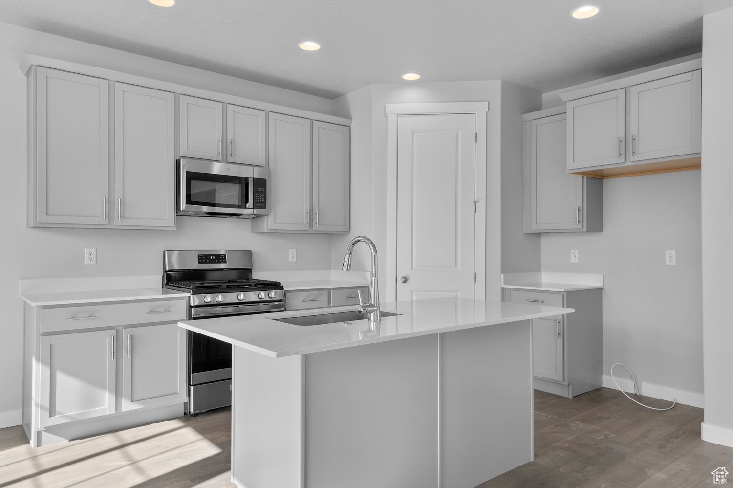 8964 S Veiled Peak Rd, West Jordan, Utah image 8