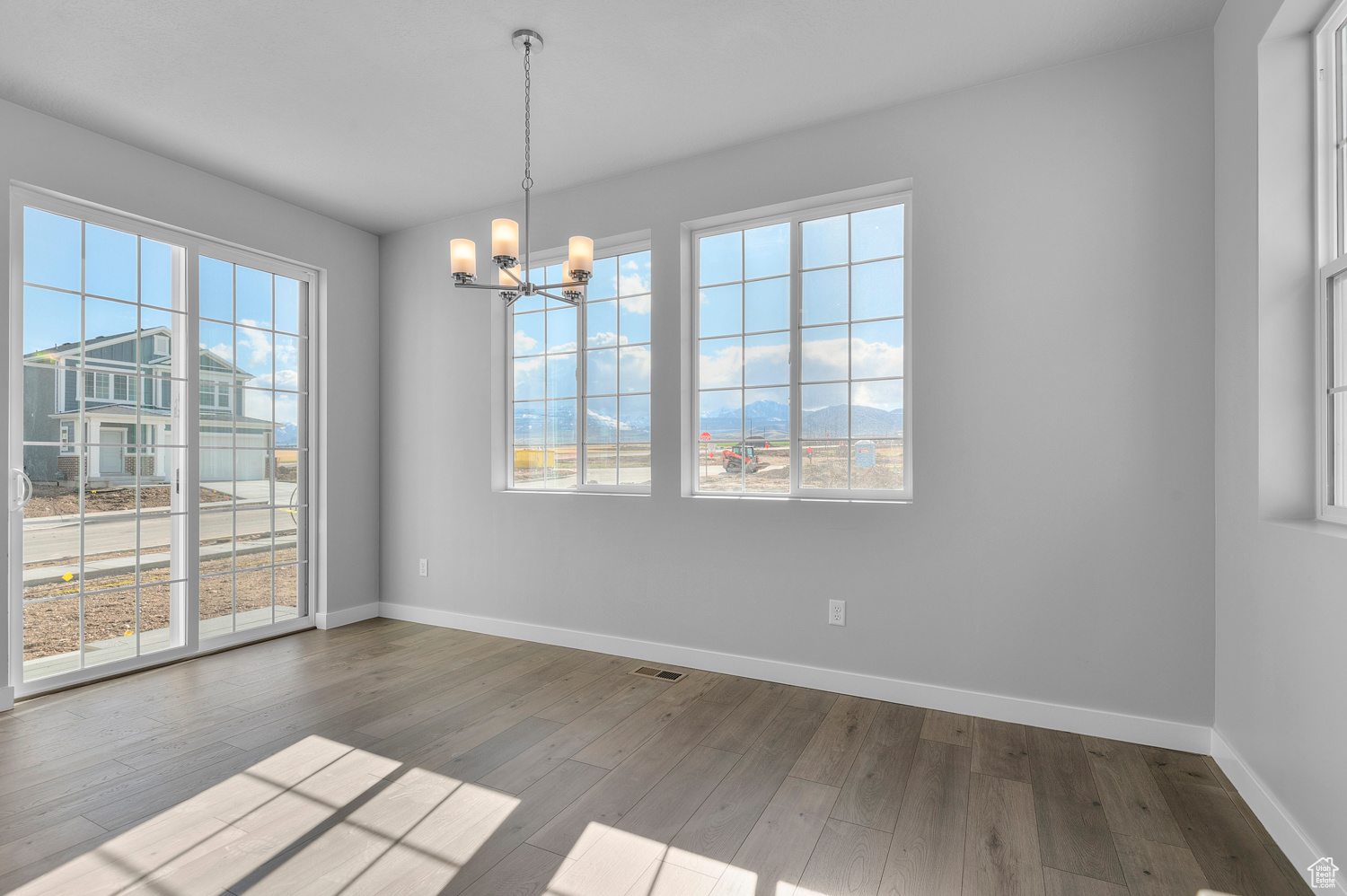 8964 S Veiled Peak Rd, West Jordan, Utah image 10
