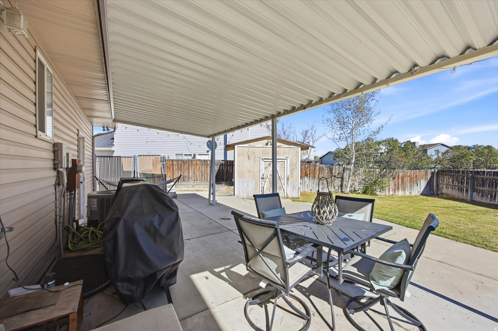 OQUIRRH SHADOWS - Residential