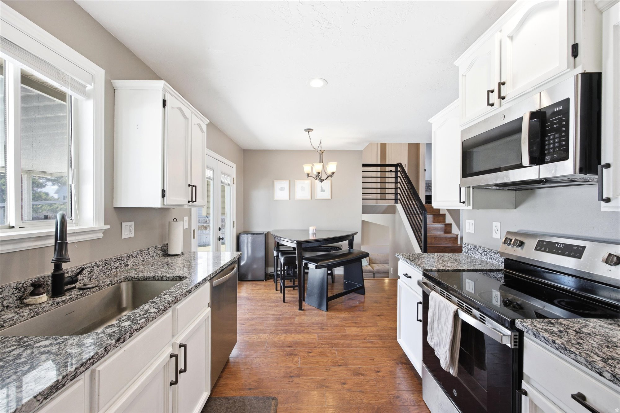 OQUIRRH SHADOWS - Residential