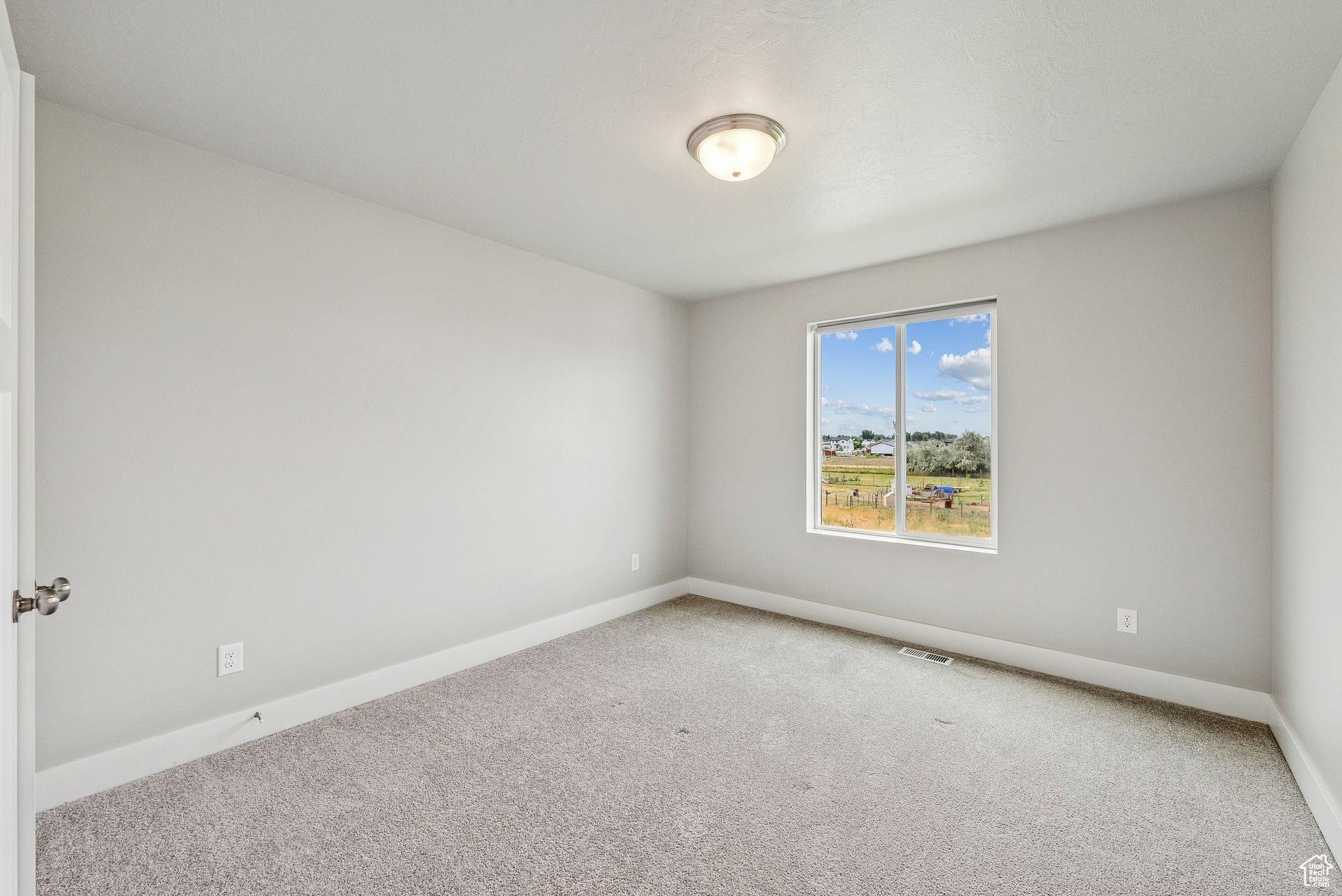 SUNSET EQUESTRIAN - Residential