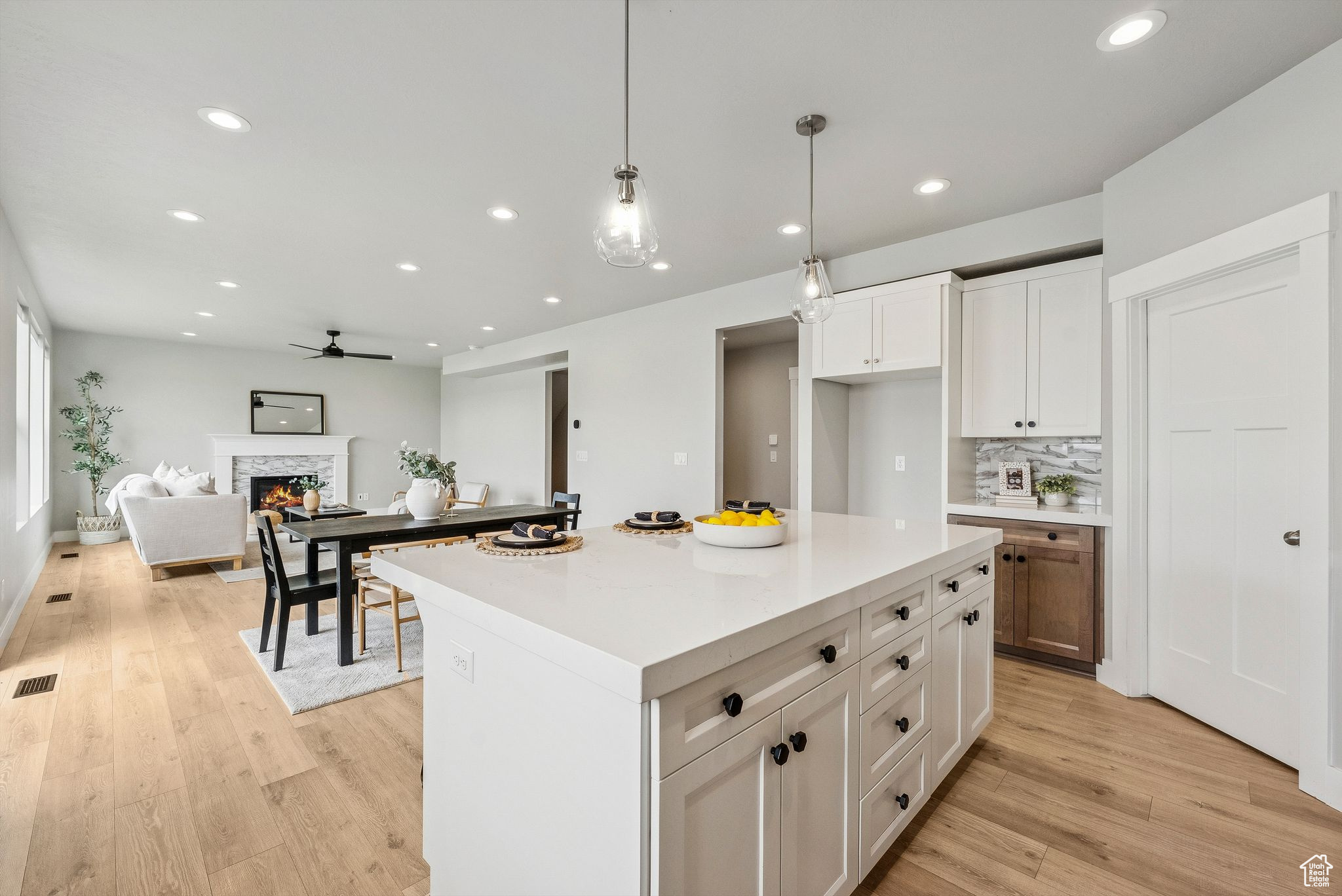 SUNSET EQUESTRIAN - Residential