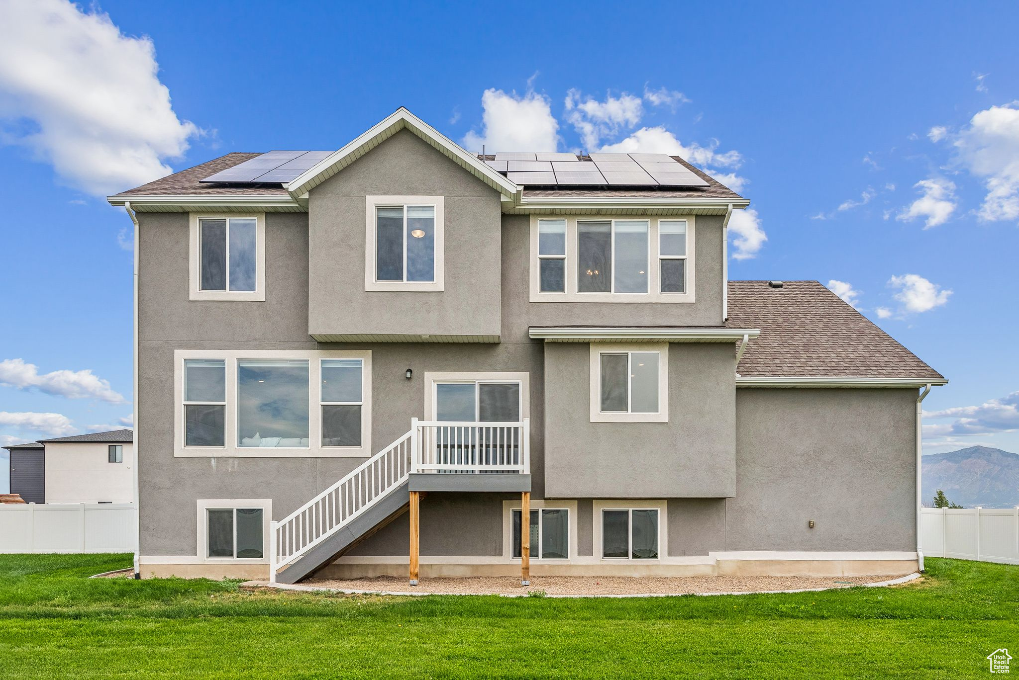 SUNSET EQUESTRIAN - Residential